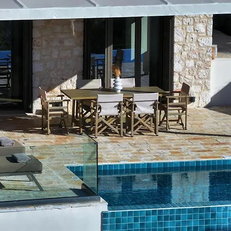 Vv Luxury Villa *