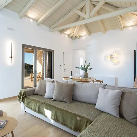 Vila Vv Luxury Kathisma Beach