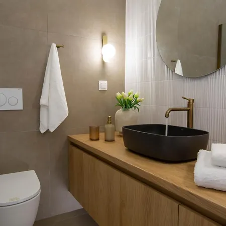 Vv Luxury Kathisma Beach